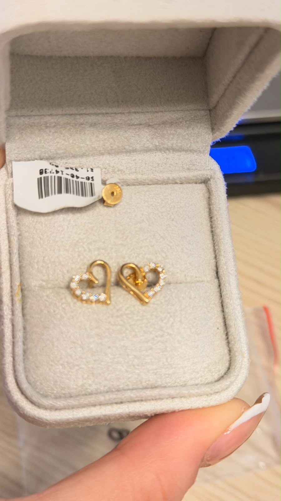 ARETES CORAZON DIAMNATES 18K